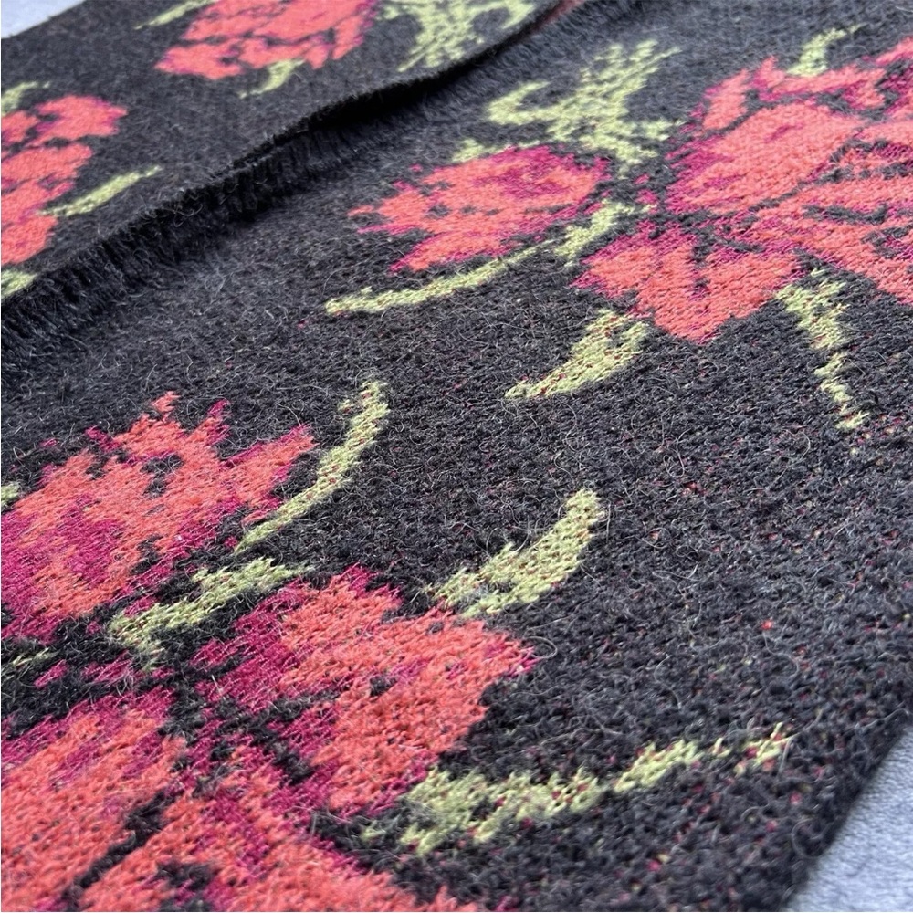 Free People Flower Power Boho Knit Cardigan Sz LARGE Wool Alpaca Blend Red Black - Picture 12 of 15